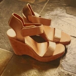 PEDRO GARCIA sandals 40. Gorgeous! NWOT Beautifully crafted in Spain. Stunning!